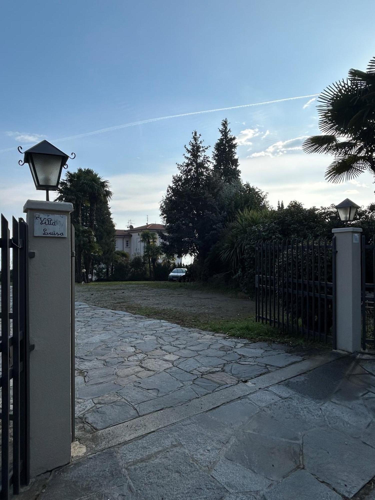 Апарт отель Residenza Dei Fiori Каннеро-Ривьера Экстерьер фото