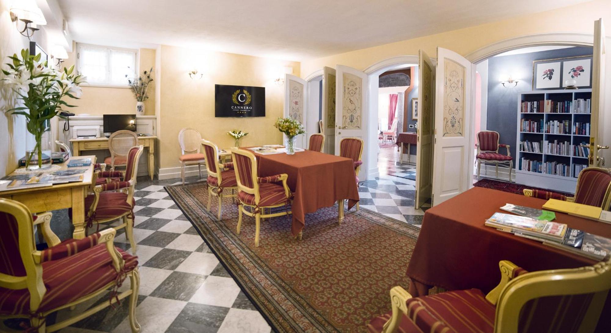 Апарт отель Residenza Dei Fiori Каннеро-Ривьера Экстерьер фото